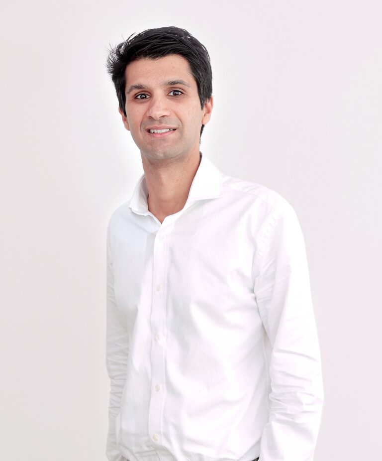 Dr Gavin Sidhu